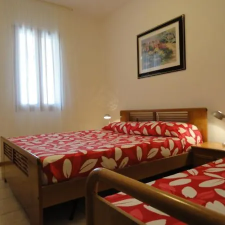 Villaggio Aceri Διαμέρισμα